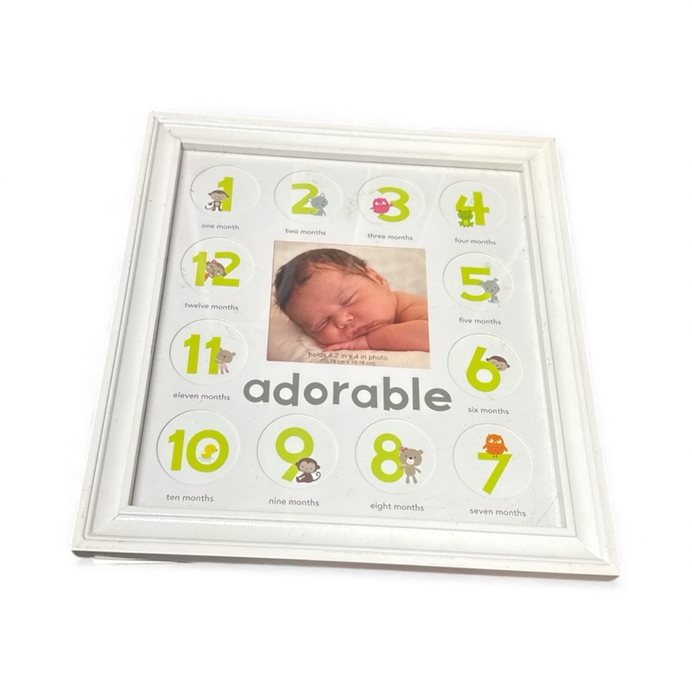 Baby Monthly Photo Frame says Adorable